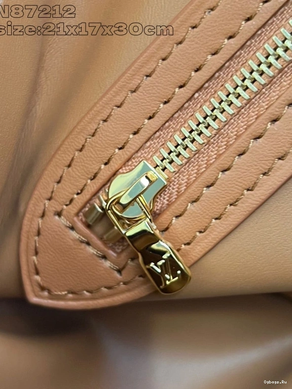 30 Speedy Soft Vuitton Boho Louis 0105